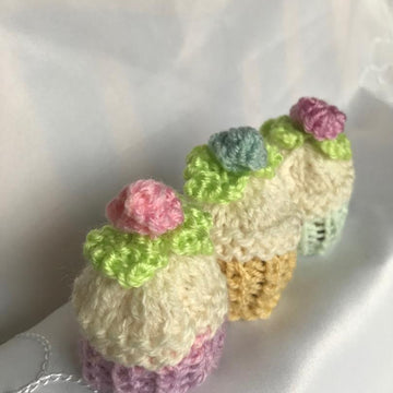 DK Knitting Pattern Mini Sweet Cupcake Easter chocolate egg cover