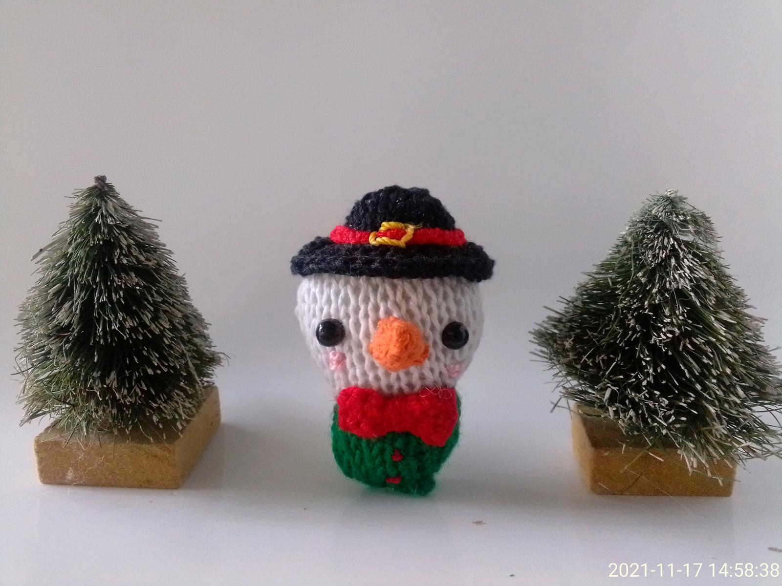 SNOWMAN ORNAMENT