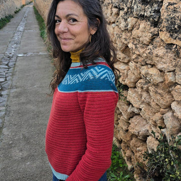 Cholita Sweater