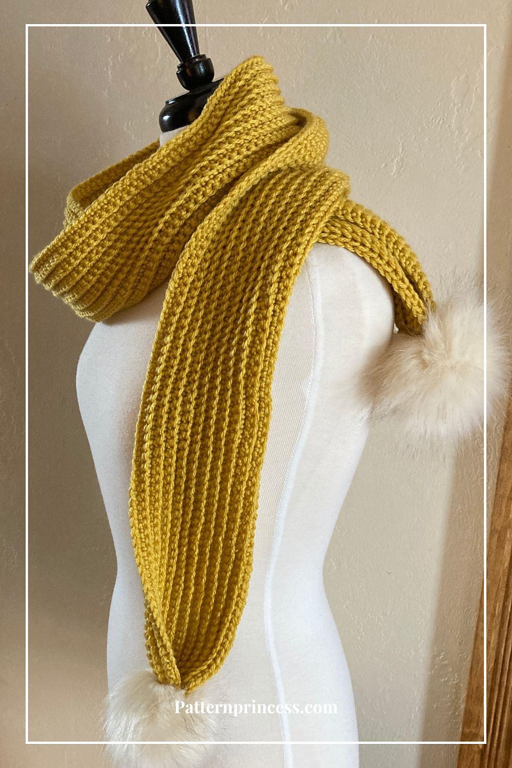 Easy Ribbed Pom Pom Scarf