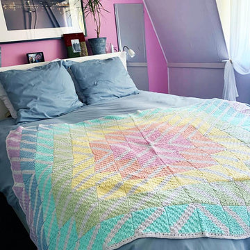 Centerpoint Blanket
