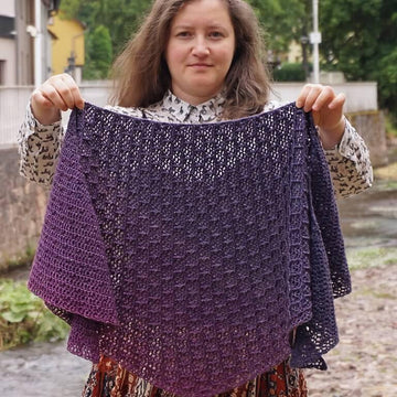 Honey Drip shawl
