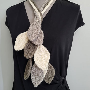 Scarf from leaves tutorial