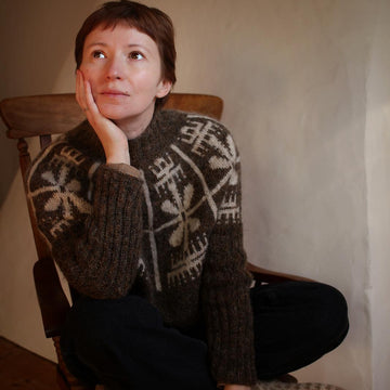 Yardana sweater