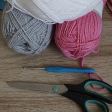 Crochet Pattern Mouse Cushion