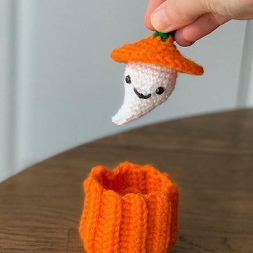 Peek-A-BOO, the Scaredy Ghost