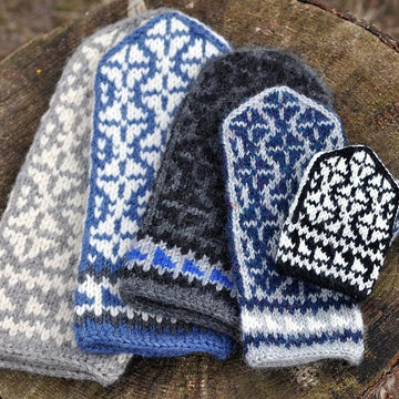Girdwood Mittens