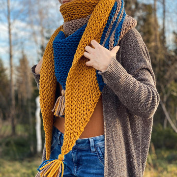 Thuleia Triangle Scarf