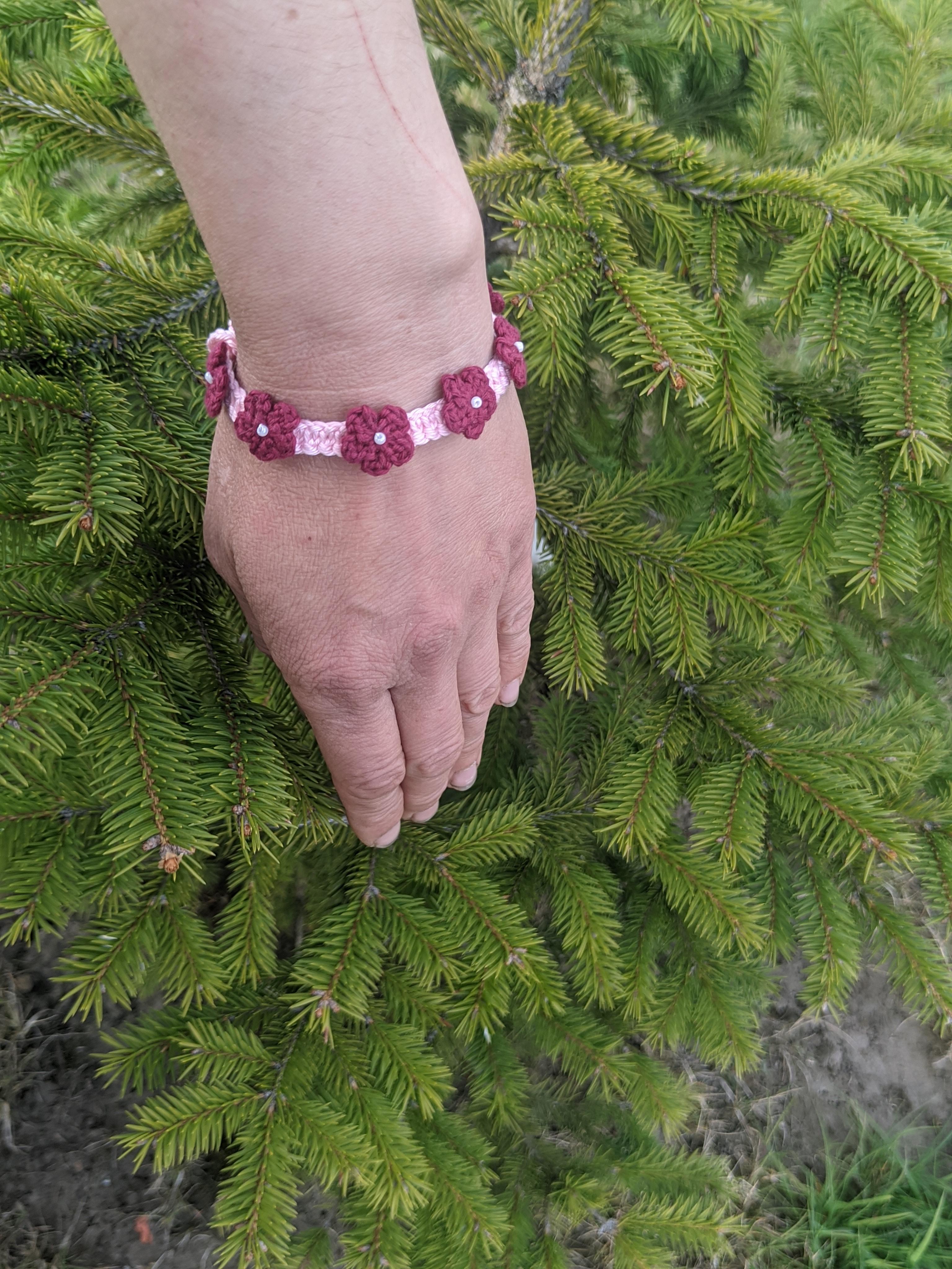 Bracelet flowers spring English-US