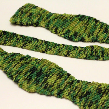Seed Stitch Bow Tie