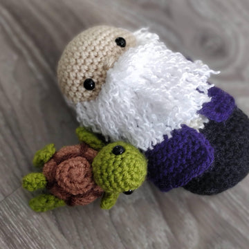 Charles Darwin crochet Amigurumi