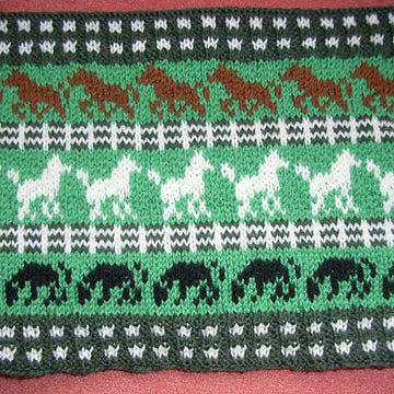 Horse paddock cowl
