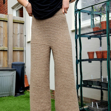 Wide leg pants