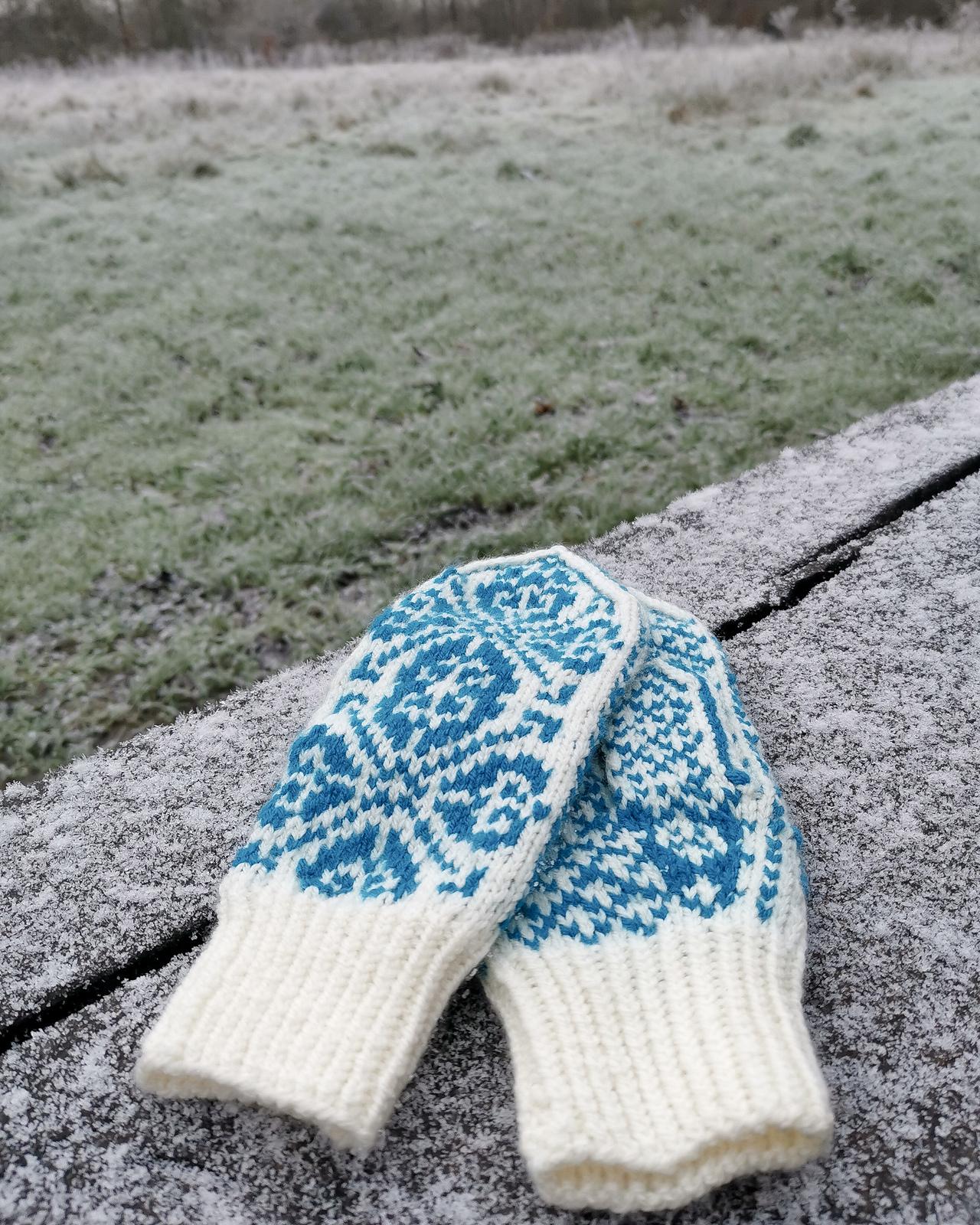 Azulejo Mittens