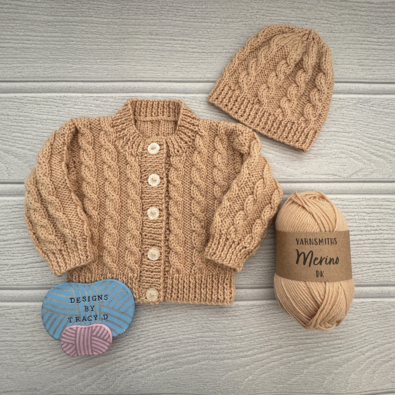 Brook Cardigan, hats & booties. 16-22 inch chest