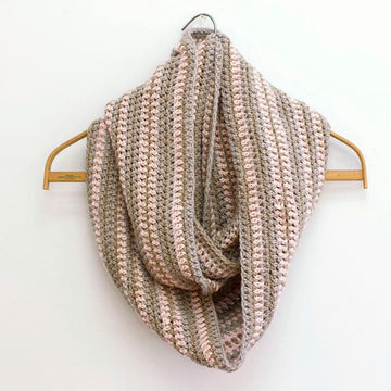 Easy Crochet Infinity Scarf Pattern