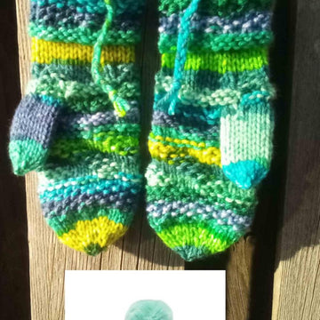 Wild Island Textured Mittens