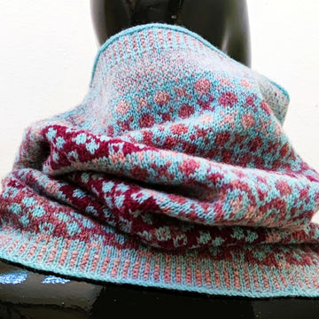 Early Light Snood