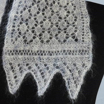 Lady's Lace Ascot
