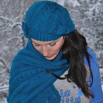 Emerald Hug Scarf