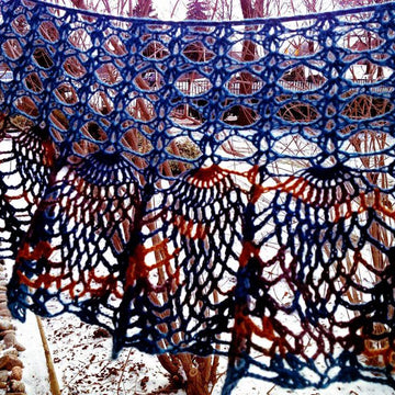 Ananas Crocheted Shawlette