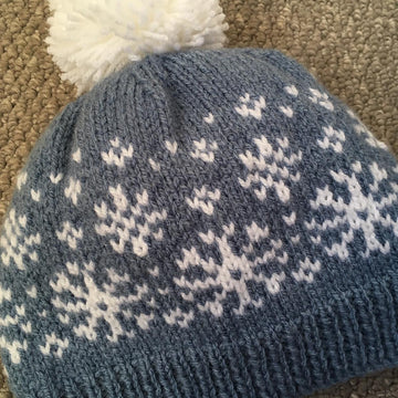 Snowfall hat