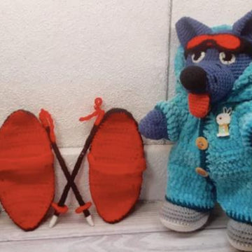 Crochet pattern wolf skier