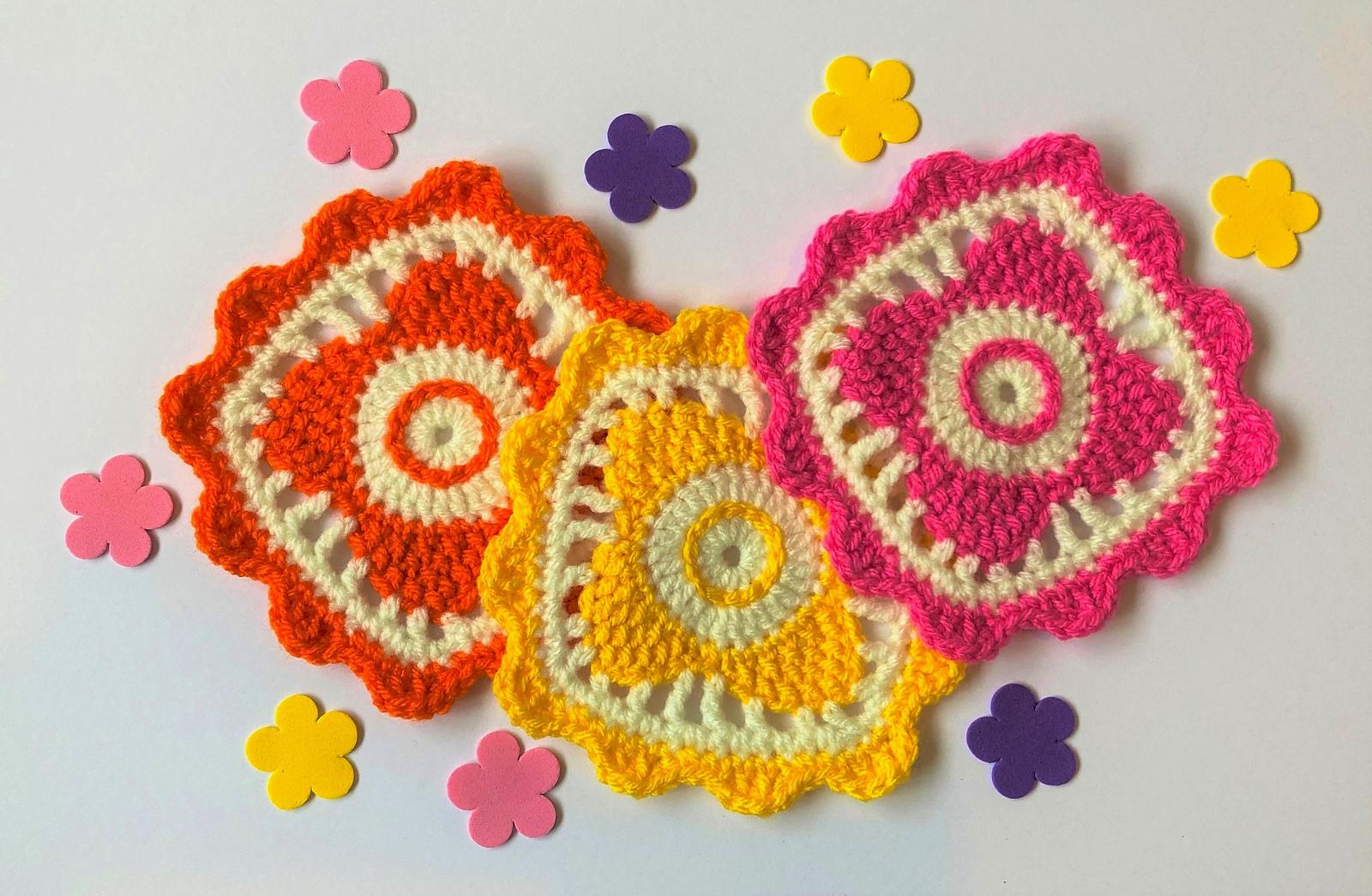 Flower square coaster by HueLaVive