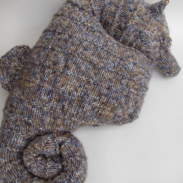 Seahorse Cushion Knitting Pattern