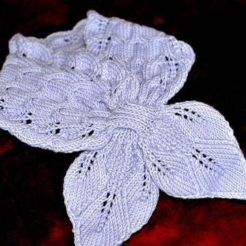 Leaves and Cables Scarf