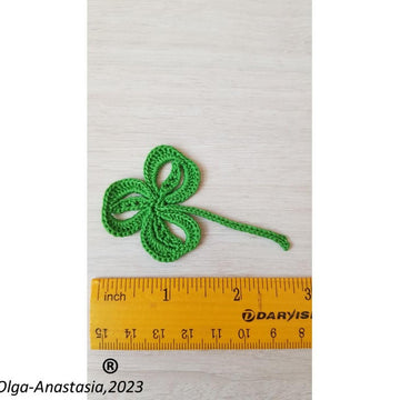 Crocheted shamrock 4
