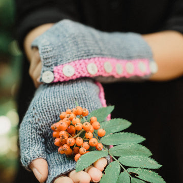 Eleanor Mitts in SweetGeorgia Superwash Sport - Downloadable PDF