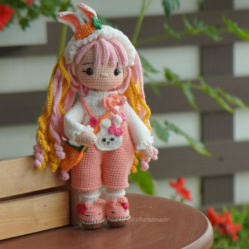 MOCHI doll