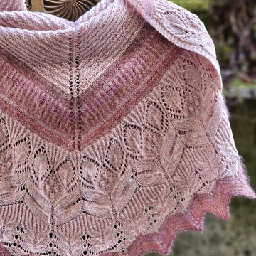 Lirio Shawl