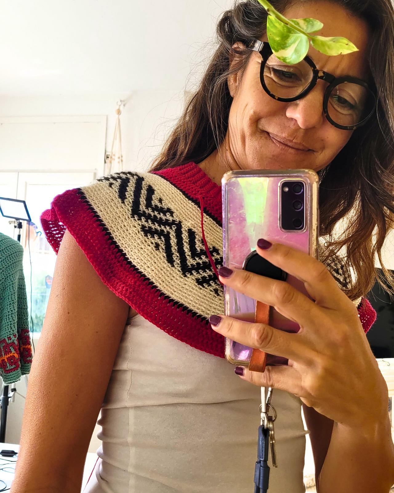 Cholita Sweater