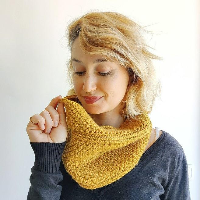 Cobblestone Path Cowl