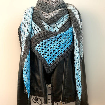 Triangular Scarf "Saisara"