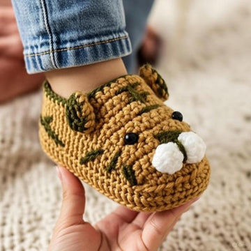 Animal Baby Bootie Pattern + Video Tutorial