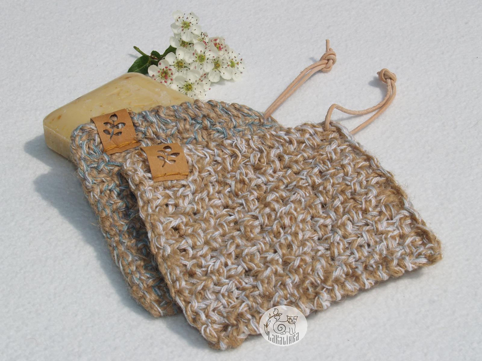 Knitta