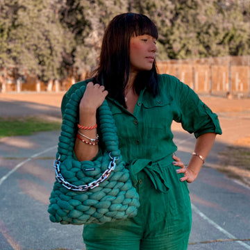 Bag with chunky yarn