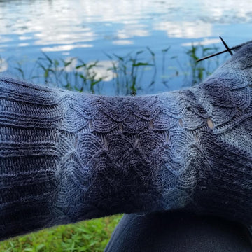 Ziggy Zaggy 72 Stitch Socks