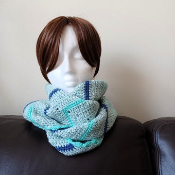 Candy Cane Infinity Scarf