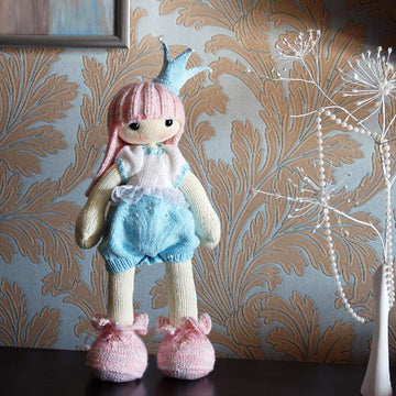 Shy Princess. The Doll.
