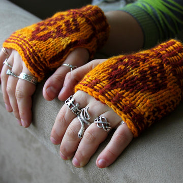 Leaves Hat and Mitts Set