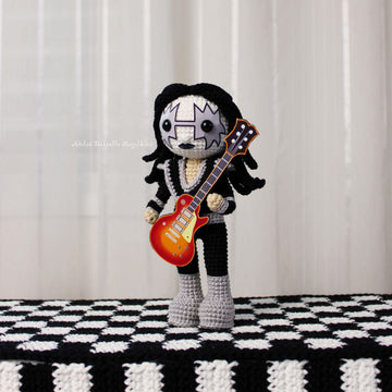 The Spaceman – Rock Star Amigurumi Crochet Pattern + Guitar Printable (Fanart Inspired)