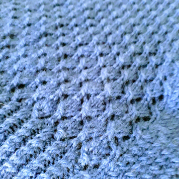 Diamond Twist Baby blanket