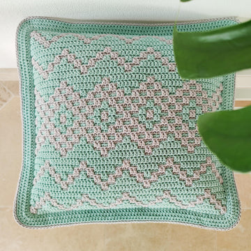 Dainty Diamond Pillow