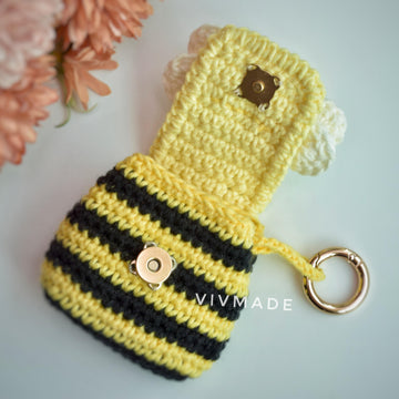 Bees Pouch