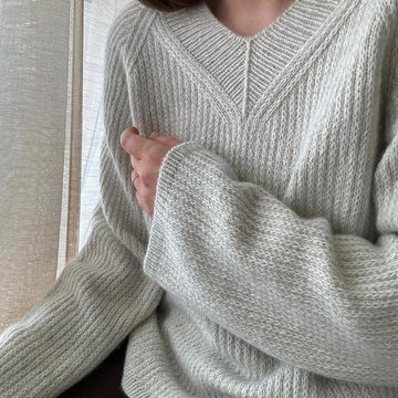 Chantal Sweater V-neck