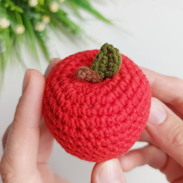 Crochet apple pattern